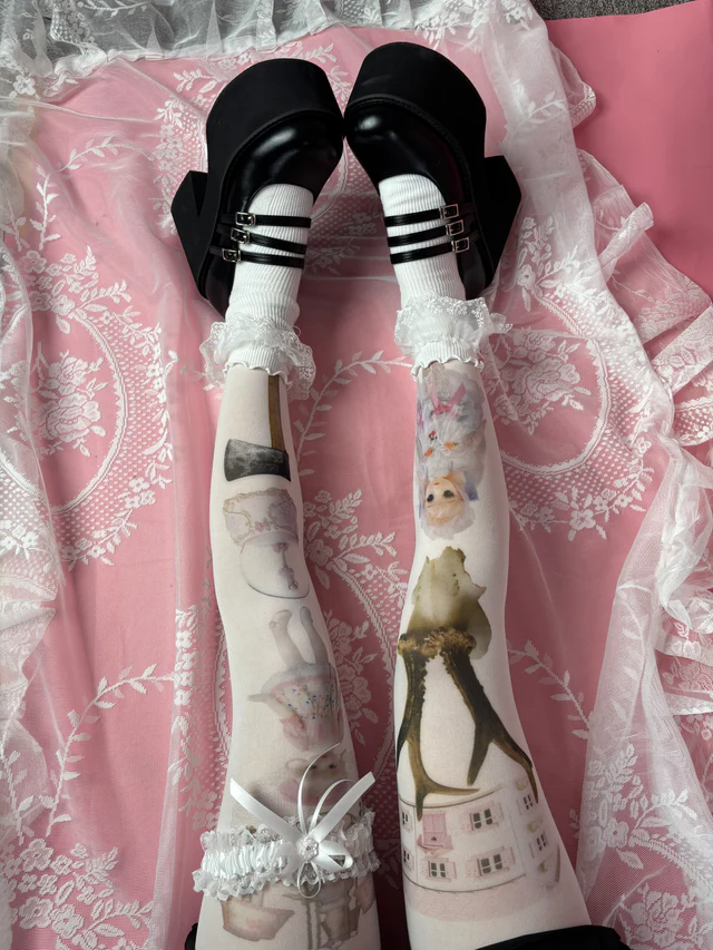 DOLL HOUSE TIGHTS