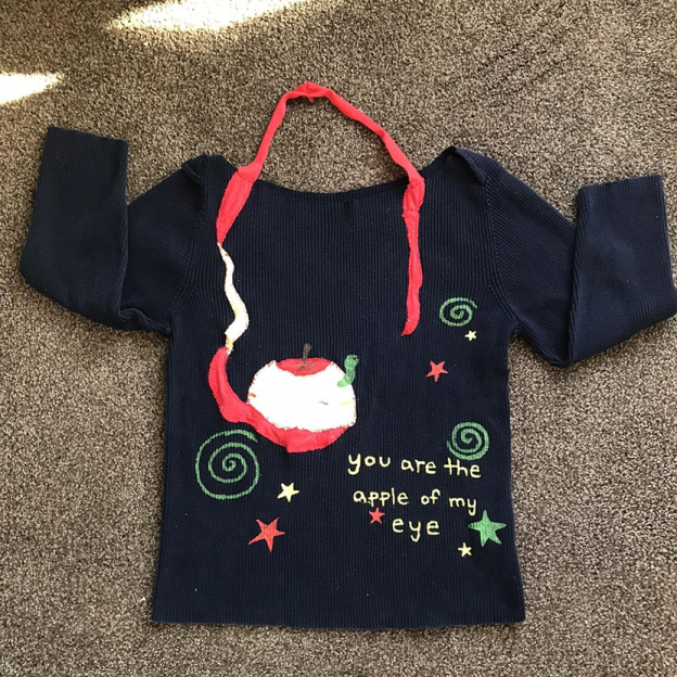 Printed long-sleeved top