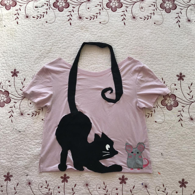 Women's pink and black T-shirt