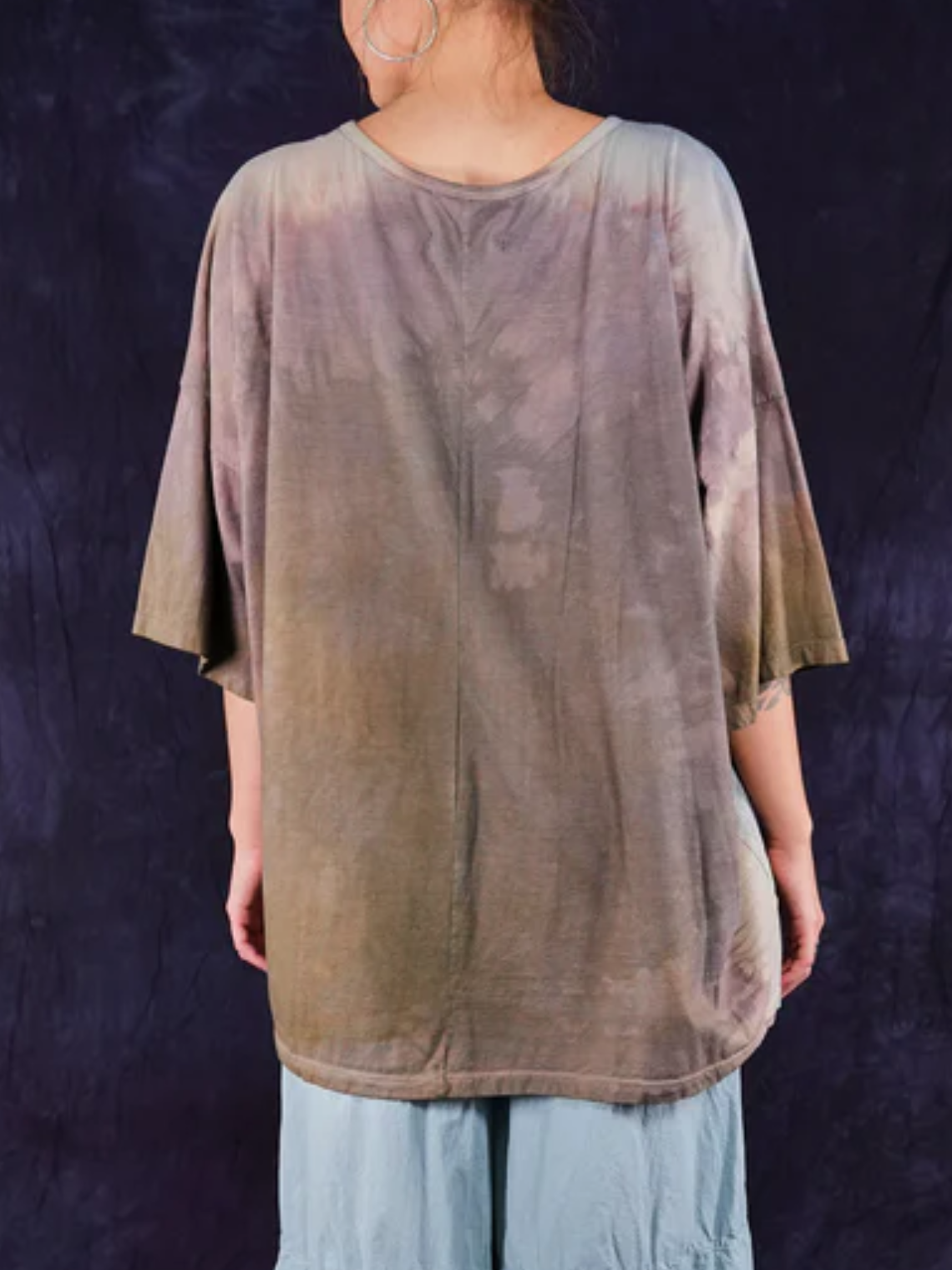 Earth and Seabed Lens T-shirt