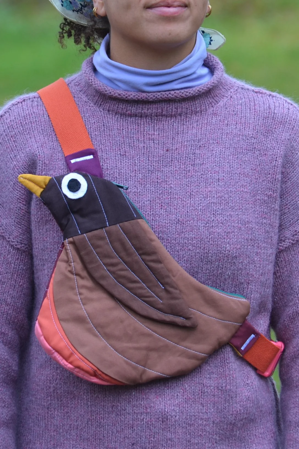 Pre-Order | Handcrafted-Fly Away Crossbody Bird Bag - Robin