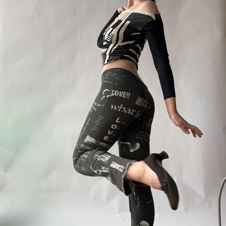 Printed low-rise pants