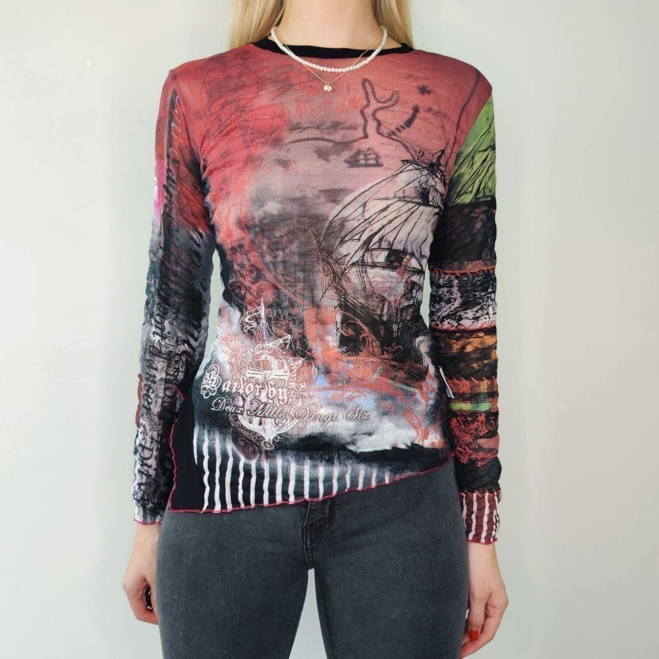 Black and pink long-sleeved