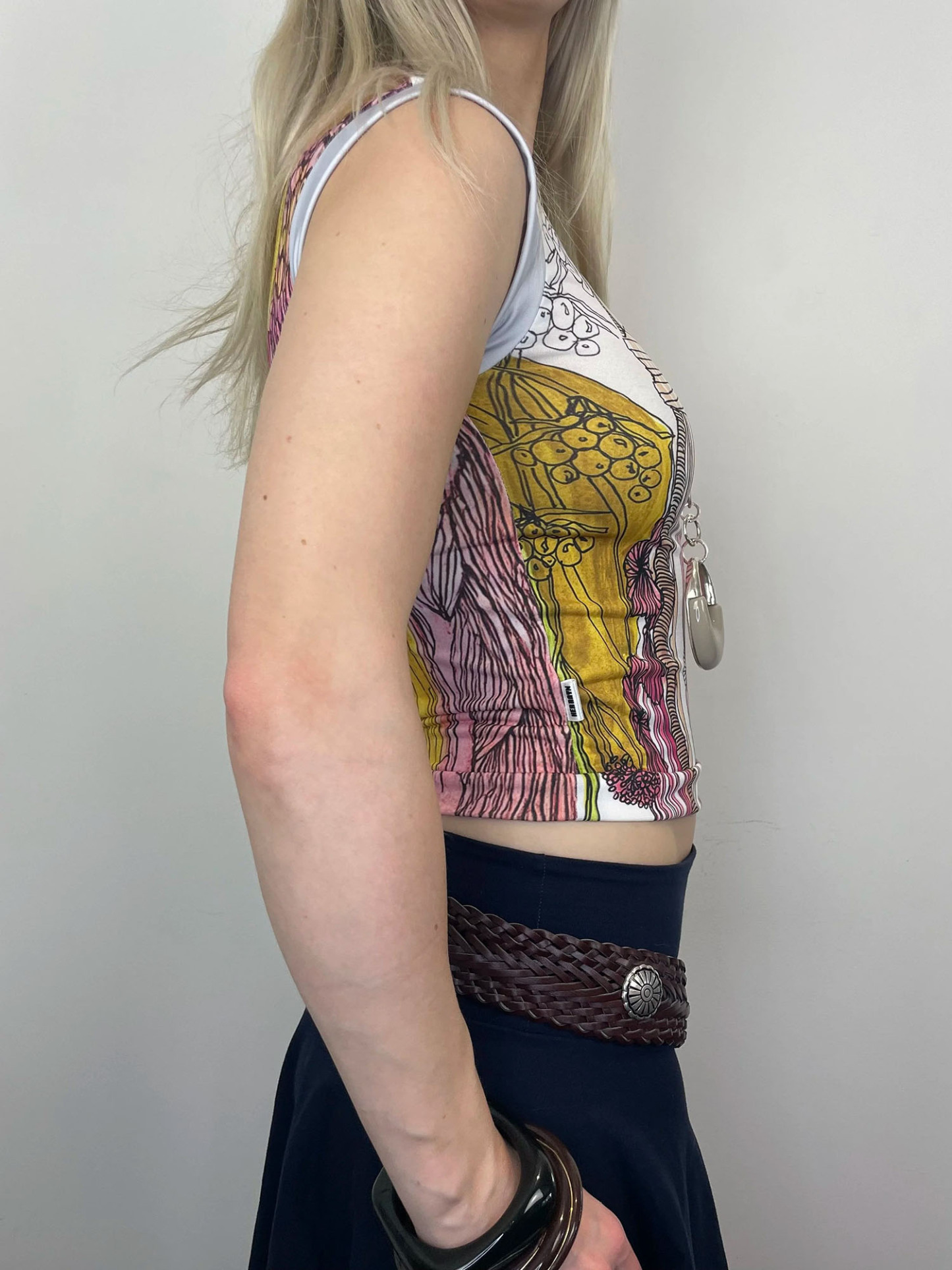 Vintage Floral Print Sleeveless Crop Top