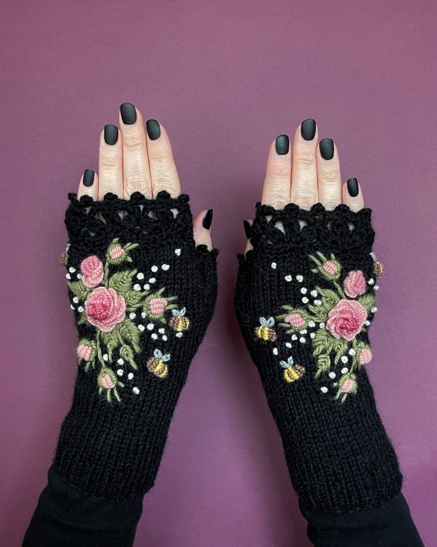 Knitted Fingerless Gloves: Black Mittens with Pink Roses and Bees