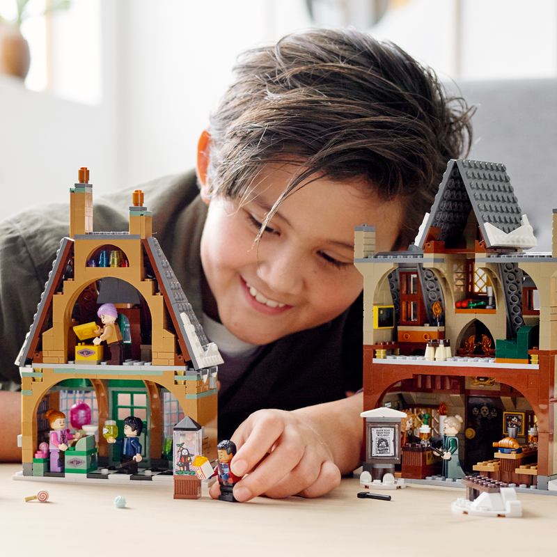 Hogsmeade™ Village Visit