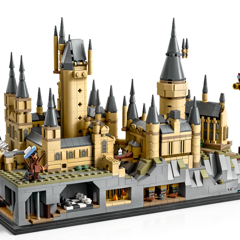 Hogwarts™ Castle and Grounds