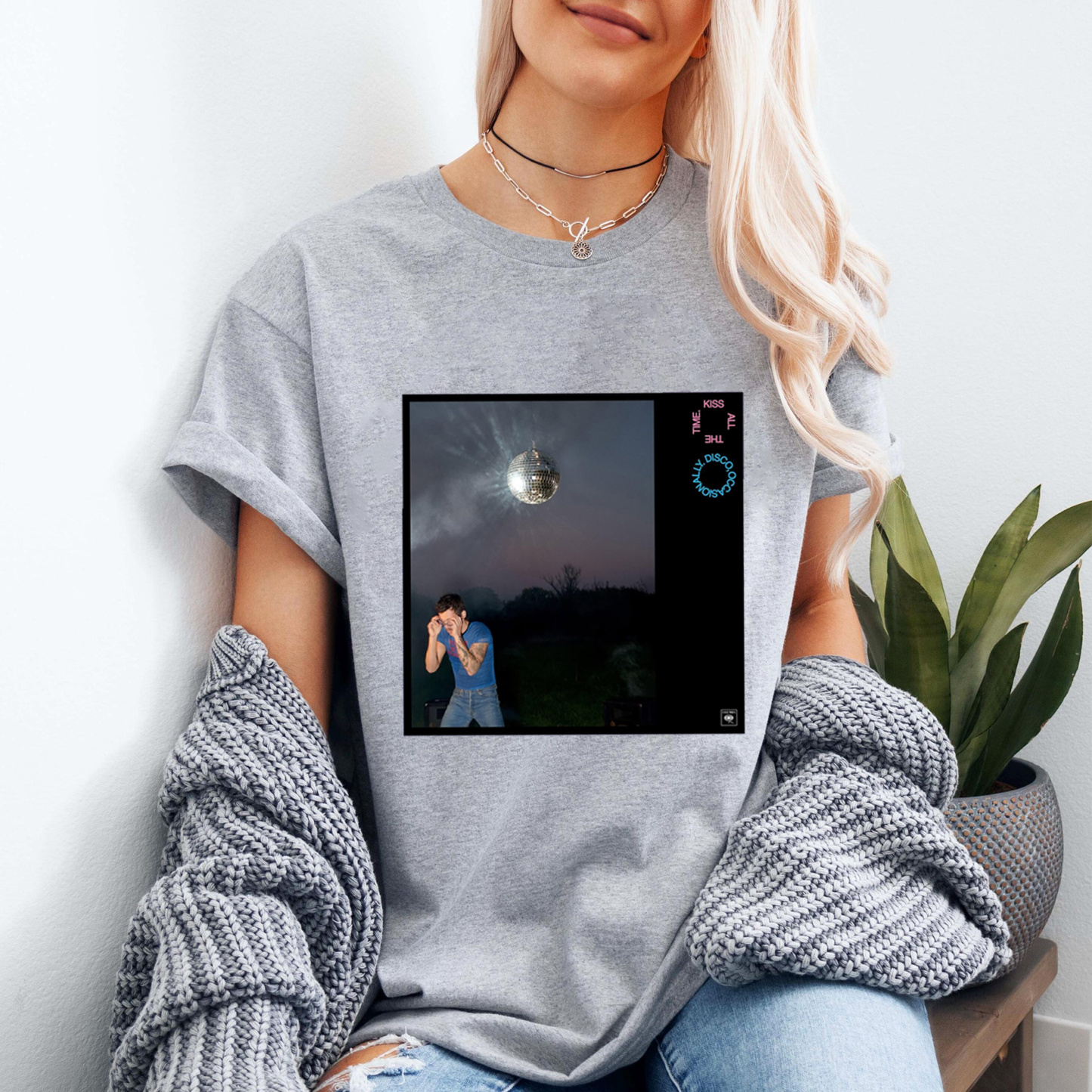 Harry Styles:“KISS ALL THE”  Unisex Shirt/Crewneck/Hoodie