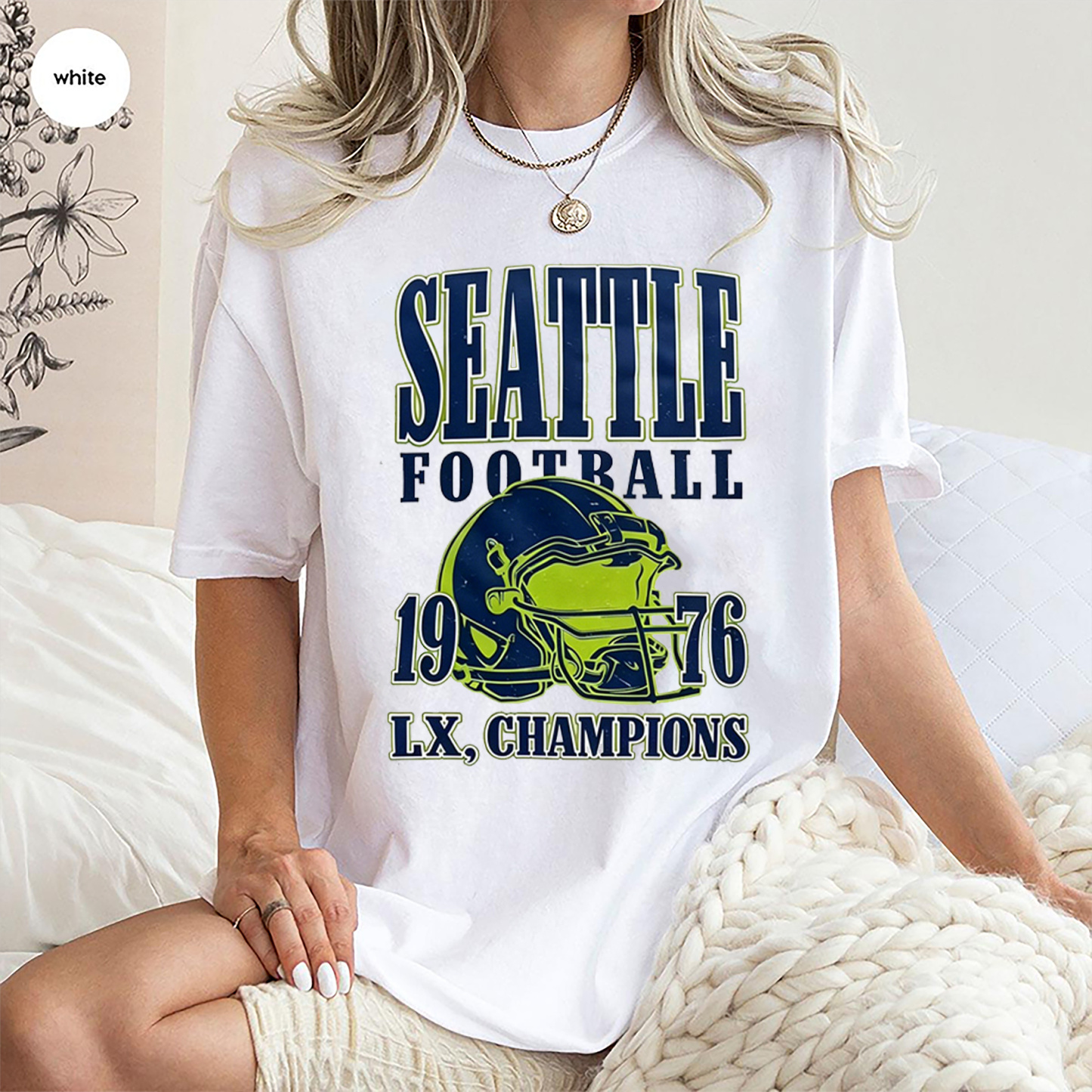 Seattle Football vintage style graphic Unisex Shirt/Crewneck/Hoodie