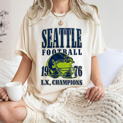  Seattle Football vintage style graphic  Unisex Shirt/Crewneck/Hoodie