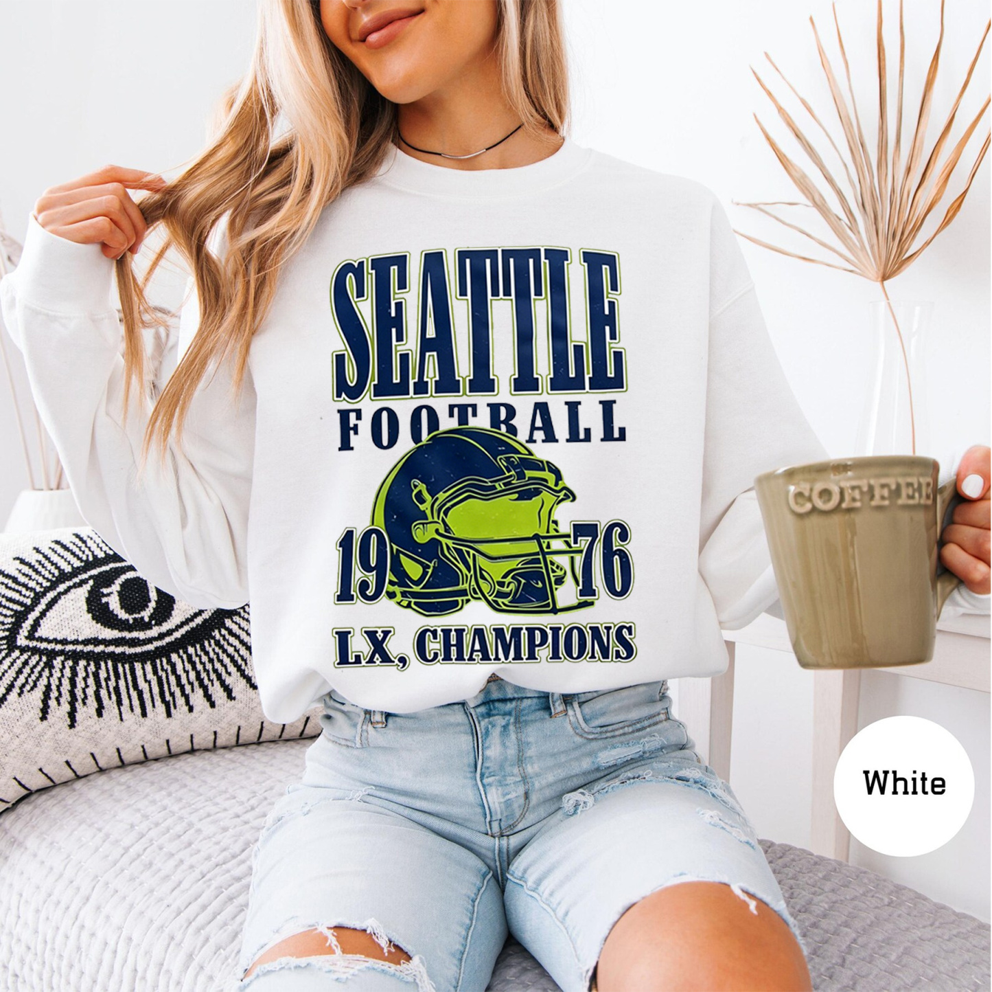  Seattle Football vintage style graphic  Unisex Shirt/Crewneck/Hoodie