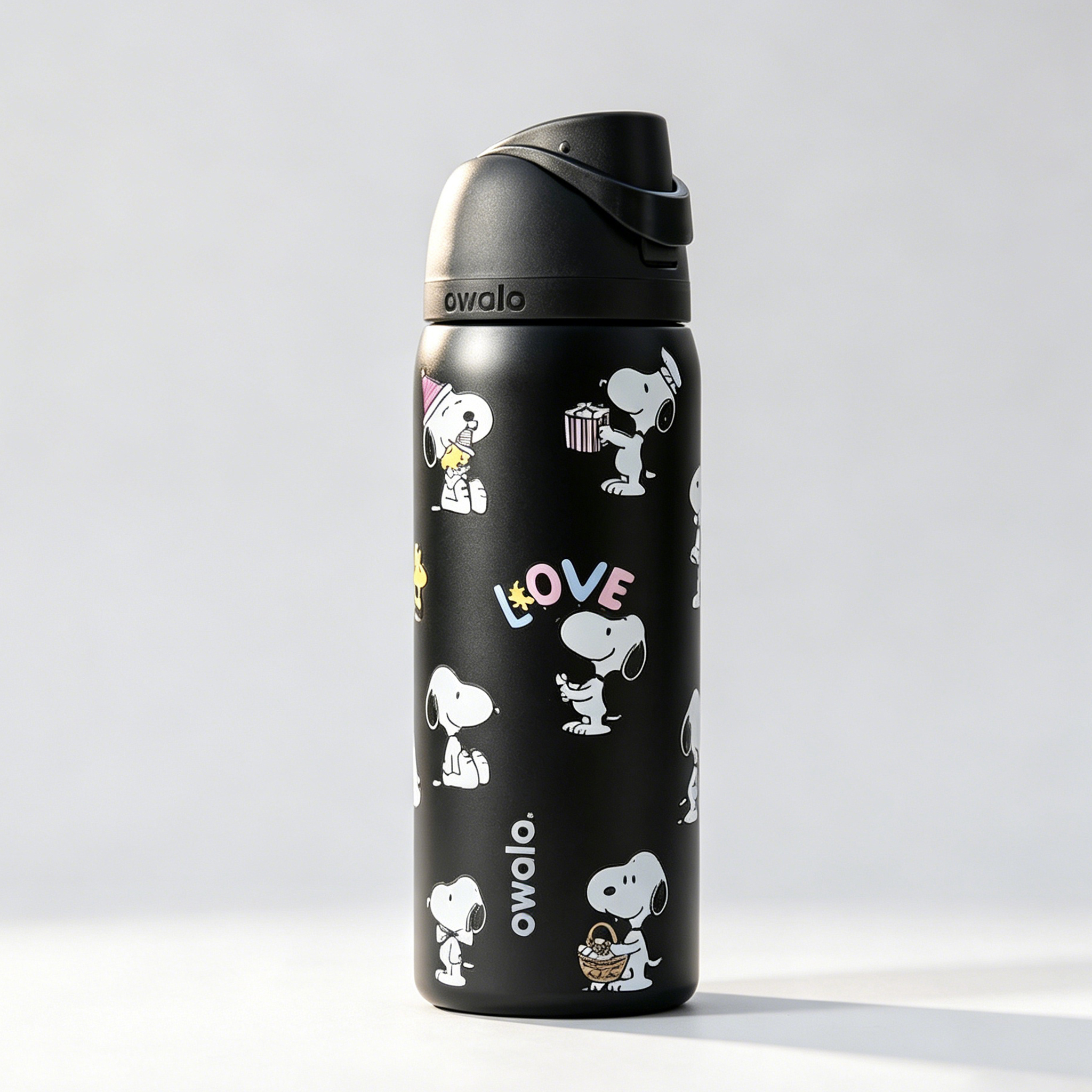 Snoopy Water Bottle Leak-proof and Insulated Straw Bottle 30oz