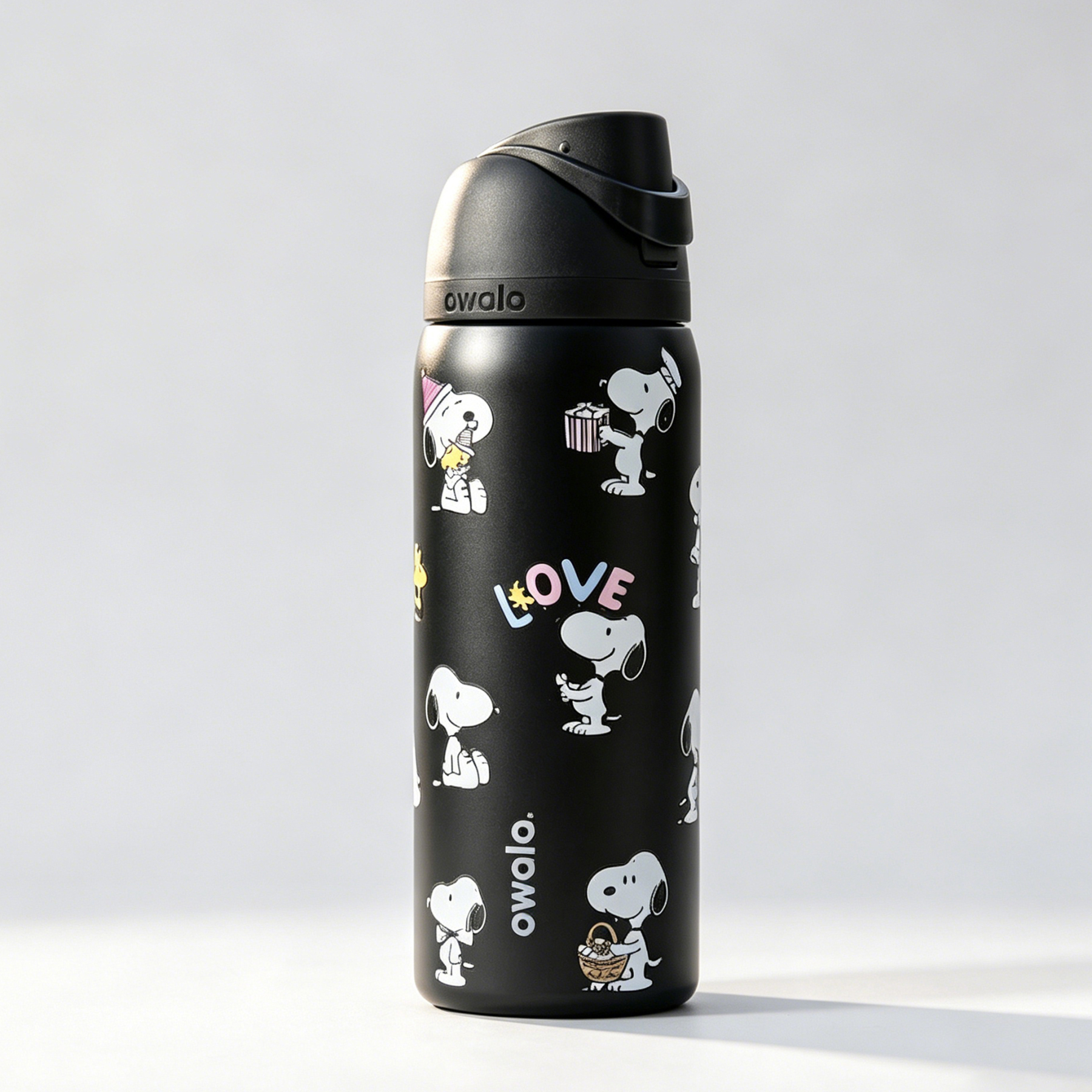 Snoopy Water Bottle Leak-proof and Insulated Straw Bottle 30oz