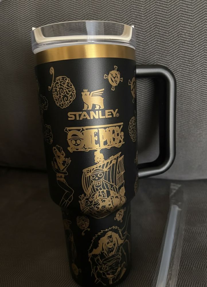 One Piece Tumbler Cup