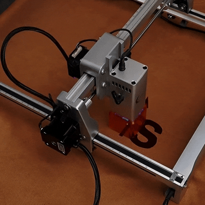 ES_Grabadora láser de escritorio compacta con precisión profesional para creadores de artículos hechos a mano, aficionados al bricolaje, regalos personalizados y estudios de diseño a medida.