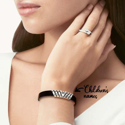 Personalized Leather V Bracelet With Diamond Charms for Grandma/Mom/Dad