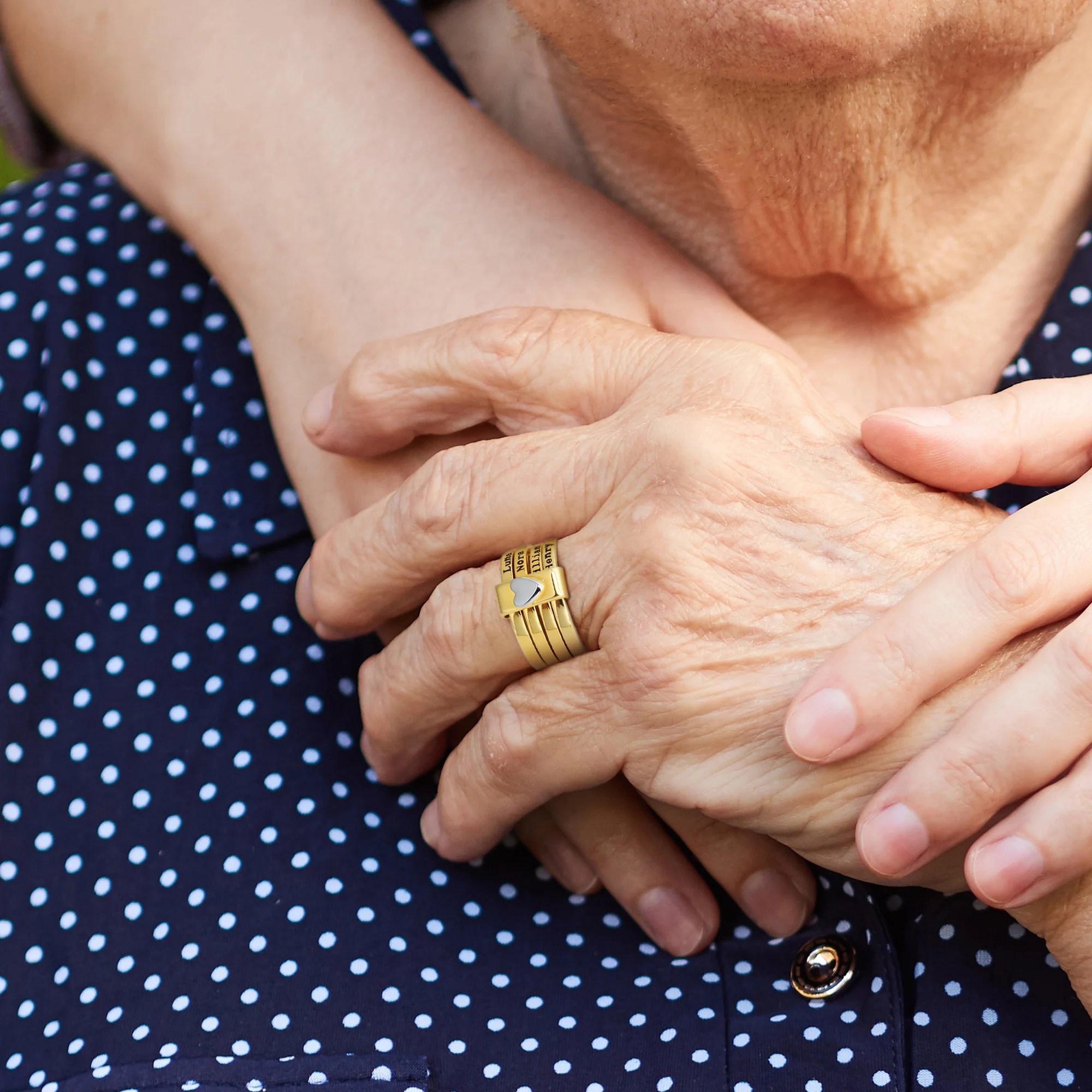 Personalized Sterling Silver Heart Women Stacking Rings with Engraved 2-7 Names Family Jewelry Mother's Day Birthday Gift for Mom Grandma