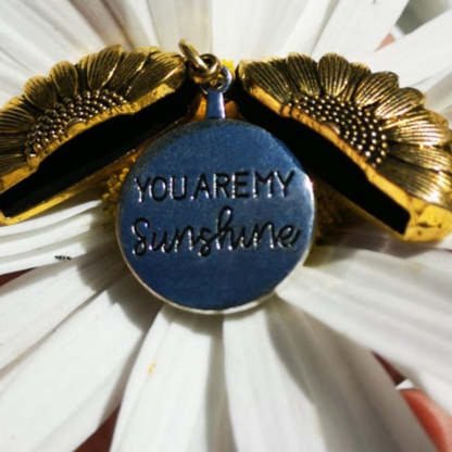 Neckly - "You Are My Sunshine" Necklace