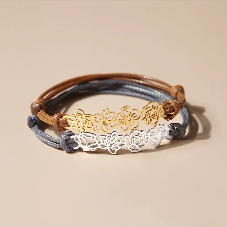  Mom's Gift Personalized Birth Flower Bracelet - No Rain No Flowers - Let Her Feel Proud