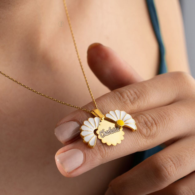 Personalised Necklaces for Women, Gift for Her, Daisy Necklace, Birthday Gift for Mom, Personalized Name Necklace Christmas Gift for Teacher