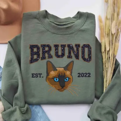 Glitter Custom Dog Face Embroidered Sweatshirt, Personalized Pet Crewneck Hoodie, Embroidered Cat Crewneck, Gift for Dog Mom 