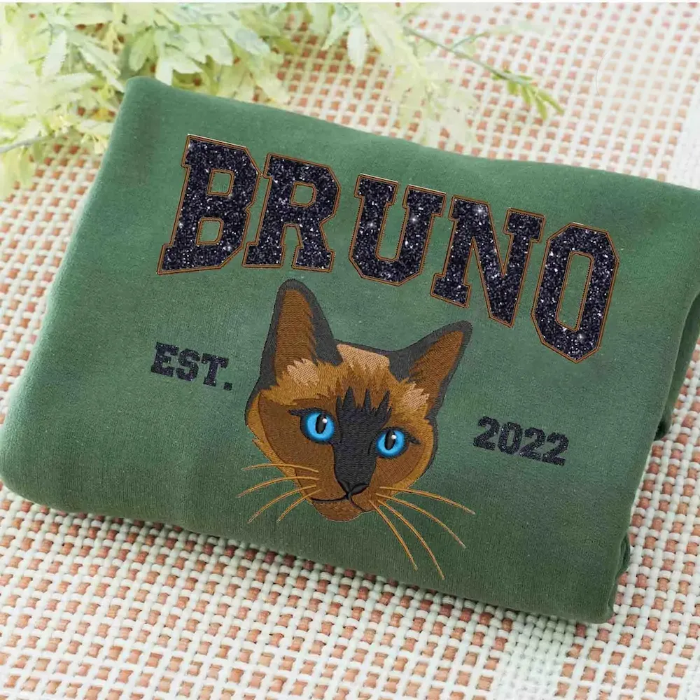 Glitter Custom Dog Face Embroidered Sweatshirt, Personalized Pet Crewneck Hoodie, Embroidered Cat Crewneck, Gift for Dog Mom 
