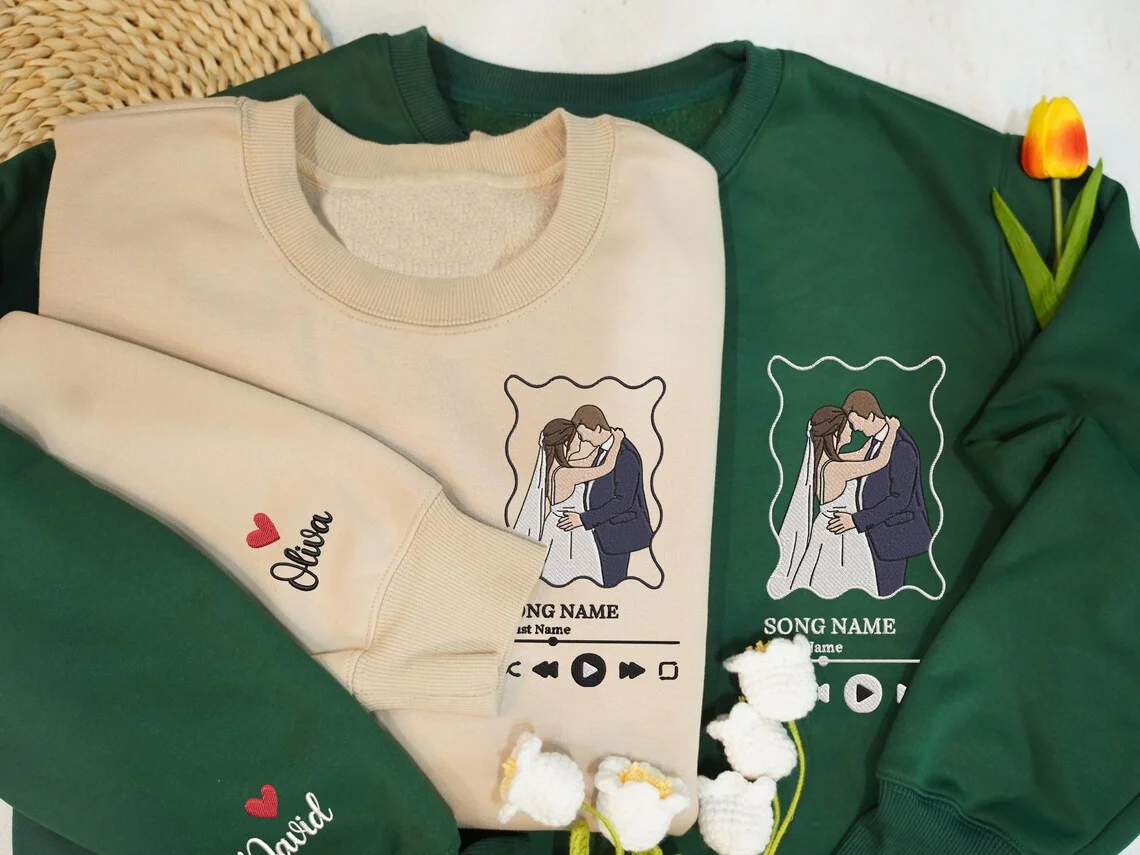 Forlovever Custom Couple Music Wavy Frame Embroidered Sweatshirt