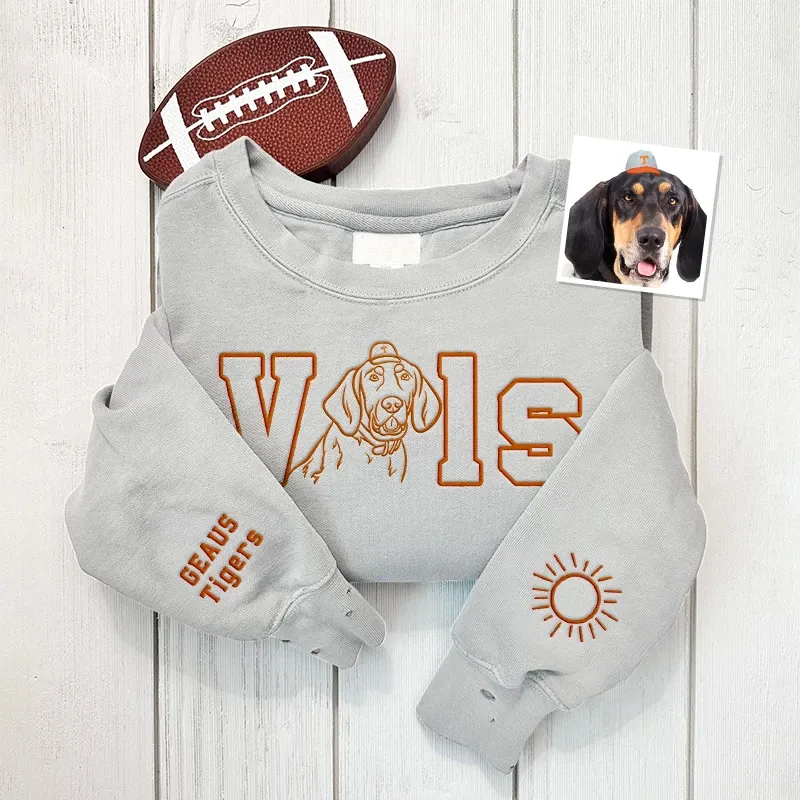 Custom College Team Embroidered Sweatshirt – Personalized College Spirit Wear, Pet Protrait Embroidered Sweatshirt, Game Day Outfit-forlovever