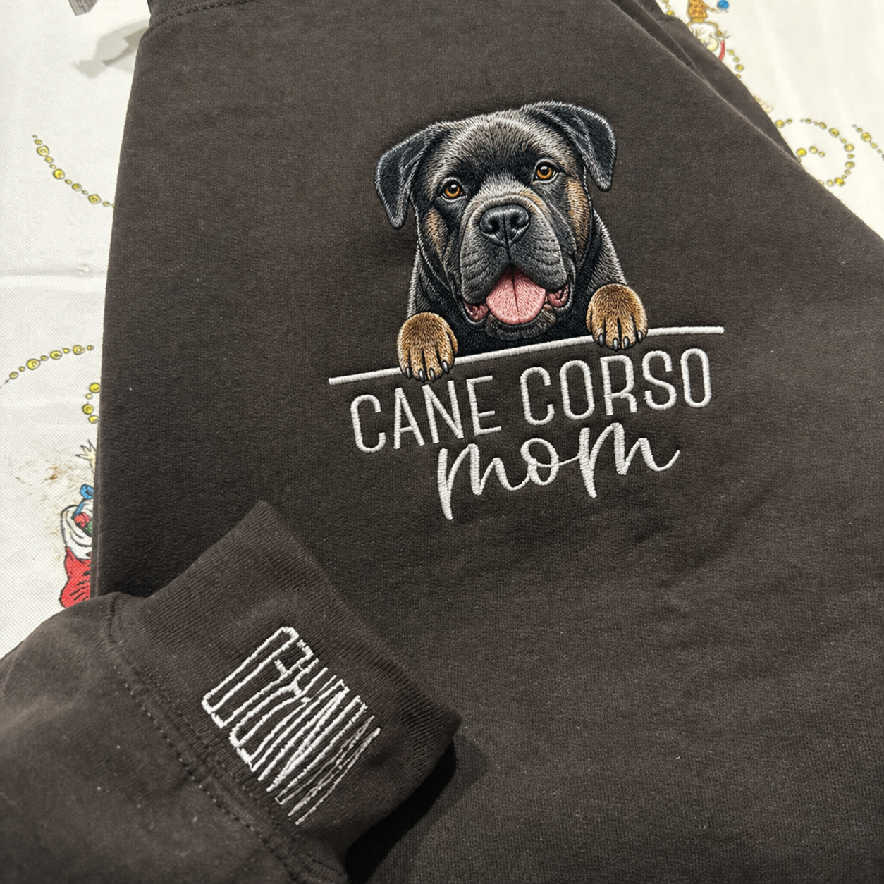 Personalized Dog EMBROIDERED Crewneck with Name On Sleeve，Dog Mom Sweatshirt