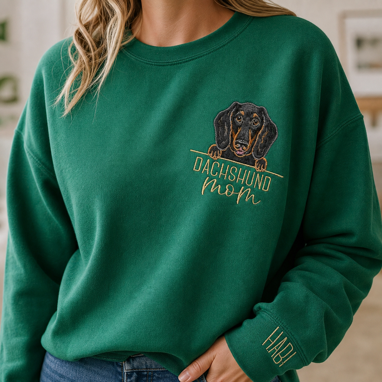 Personalized Dog EMBROIDERED Crewneck with Name On Sleeve，Dog Mom Sweatshirt