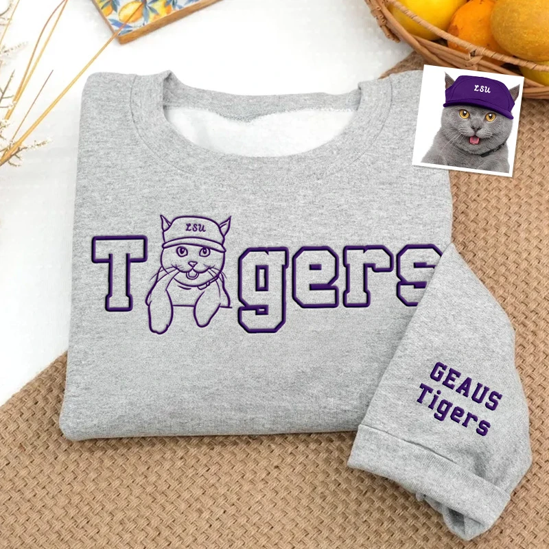 Custom College Team Embroidered Sweatshirt – Personalized College Spirit Wear, Pet Protrait Embroidered Sweatshirt, Game Day Outfit-forlovever