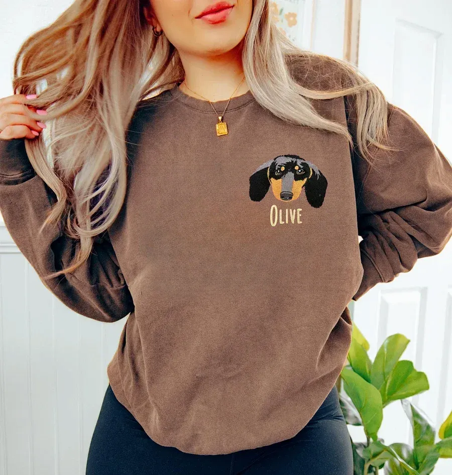 Custom Dog Embroidered Vintage Wash Sweatshirt T-Shirt