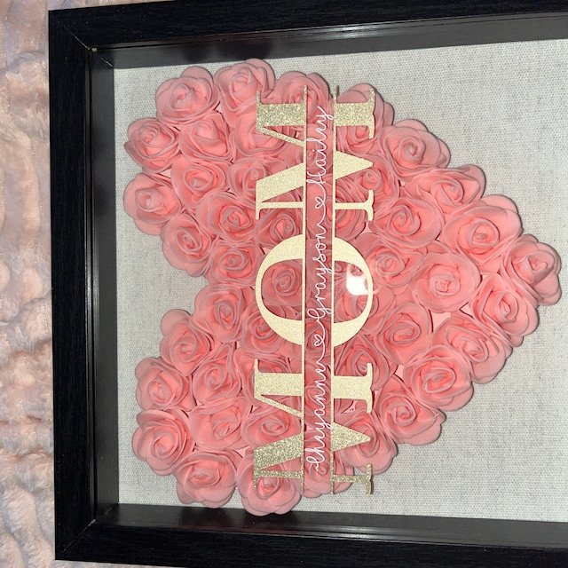 Heart roses shadow box for mama, Mother’s Day-forlovever