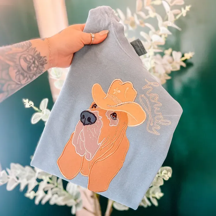 Custom Pet Portrait Applique Embroidered T-Shirt Sweatshirt Dog Wearing Denim Cowboy Hat Personalized Patchwork Pet Shirt