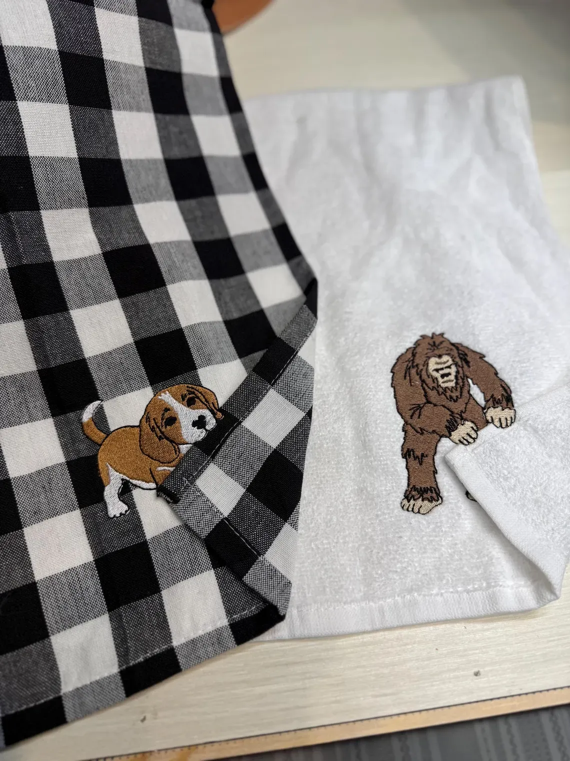 Custom Pet Portrait Beagle Puppy Plaid Kitchen Towel Personalized Dog Lover Gift