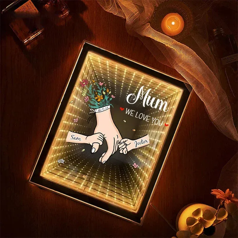 Custom Mom Mirror Lightbox – Personalized "We Love You" with Heartfelt Hand-in-Hand Moment