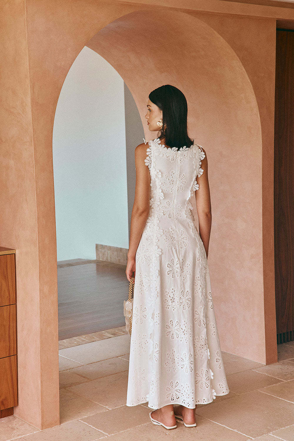 Luna Bloom Lace Mini