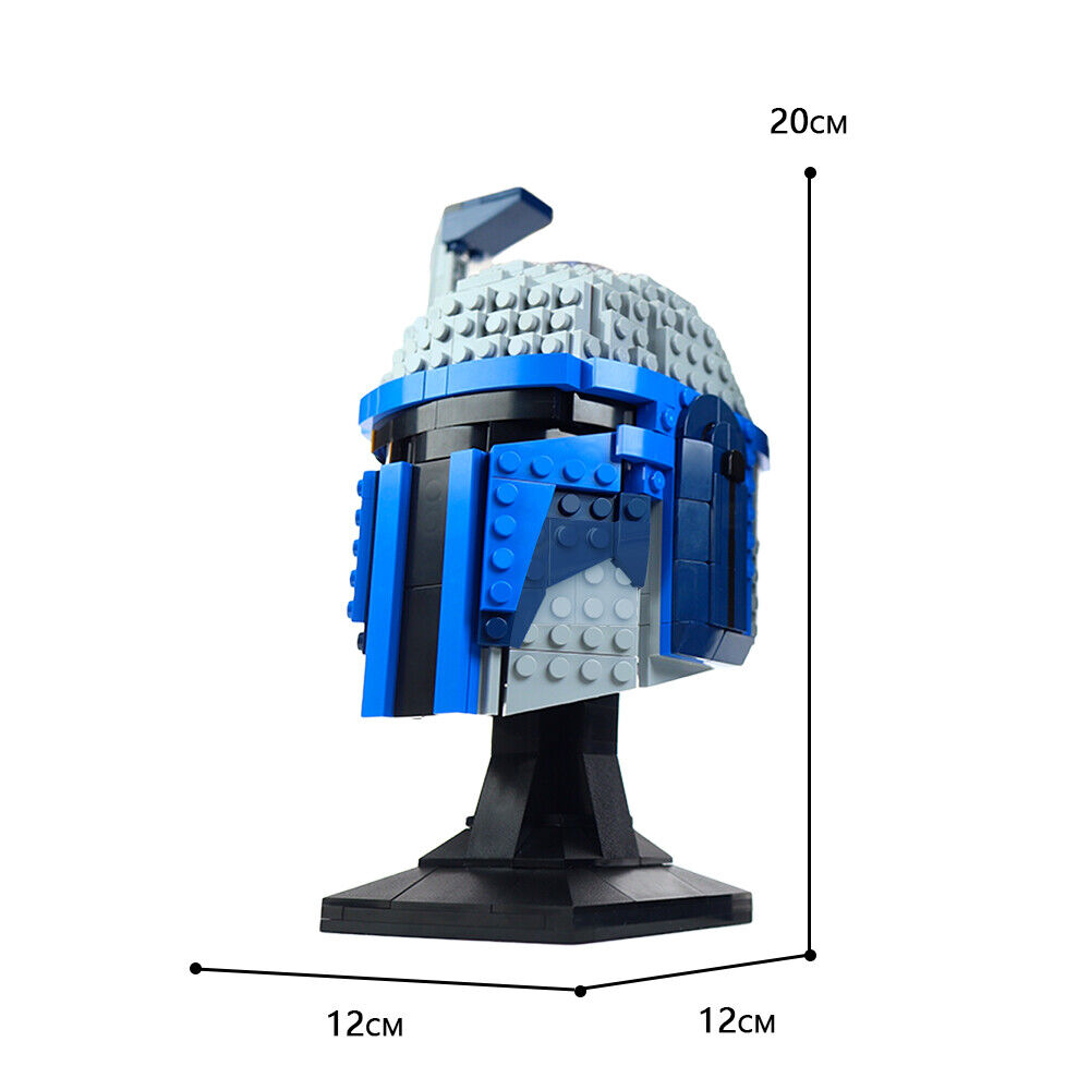 ZITIANYOUBUILD Custom MOC: C9001 Helmet Bust with Stand from Movie 579 Parts-ZITIANYOUBUILD