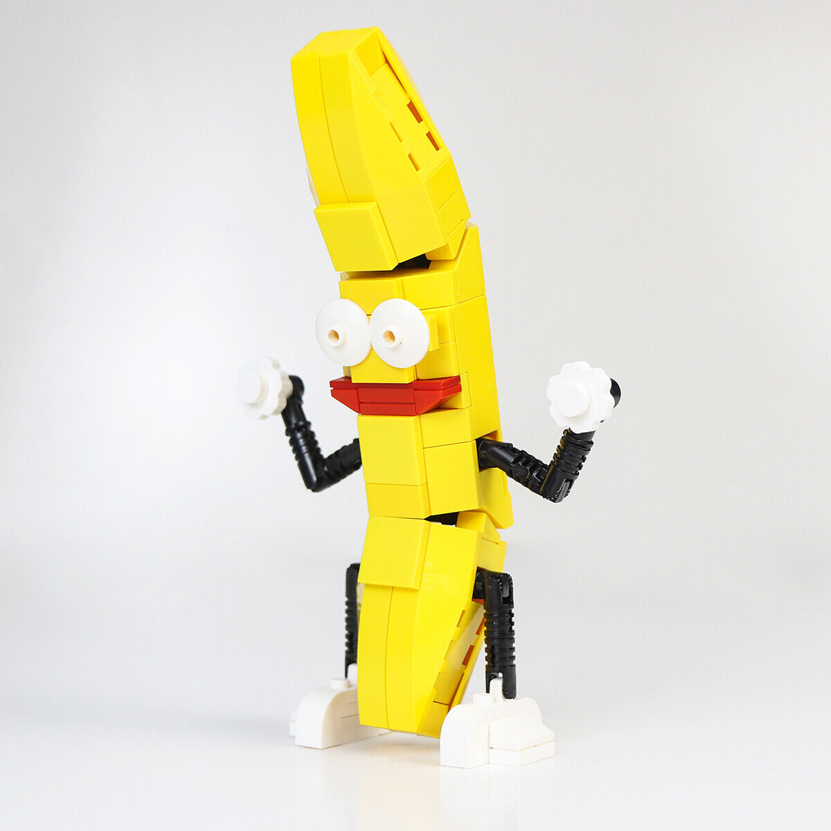 MOC-0199 Dancing Banana Sculpture Model Kids Gift for Christmas 124 Parts-ZITIANYOUBUILD