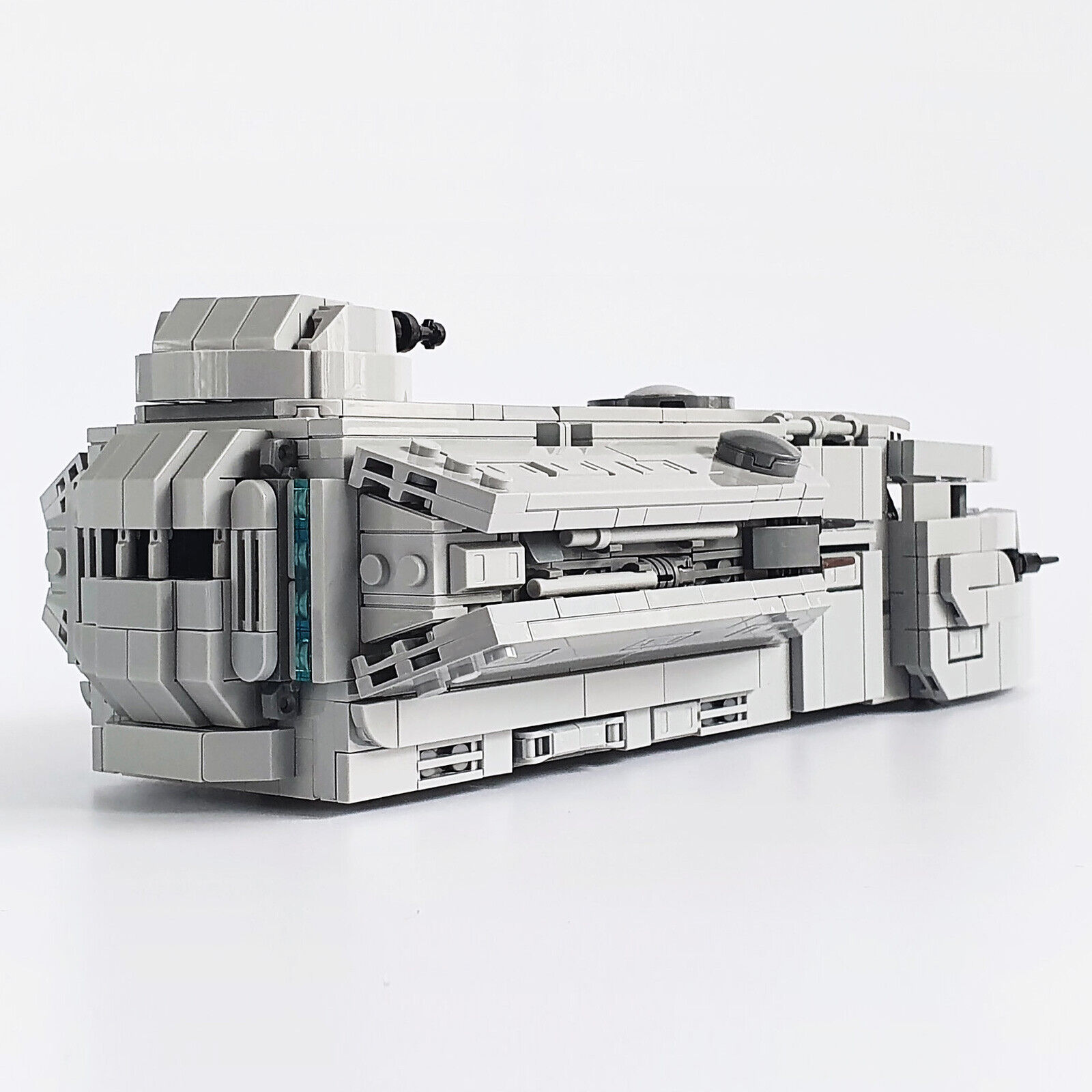 C5959 Armored Box-shaped Soldier Transport Minifig Scale 1004 Parts-ZITIANYOUBUILD