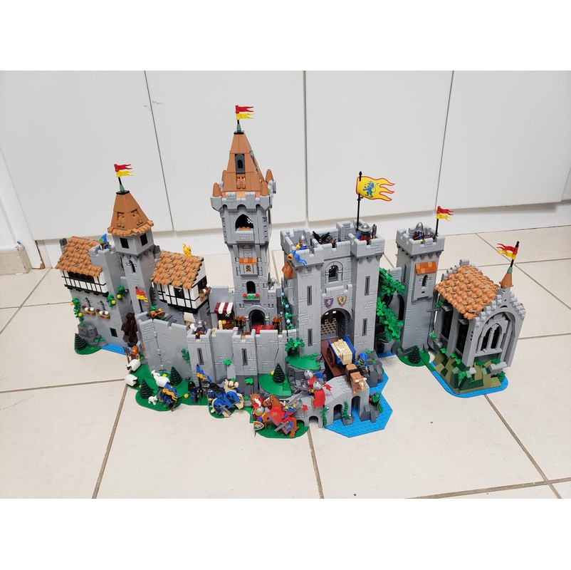 MOC-160407 Lion Knight's Tower - 10305 Castle Expansion