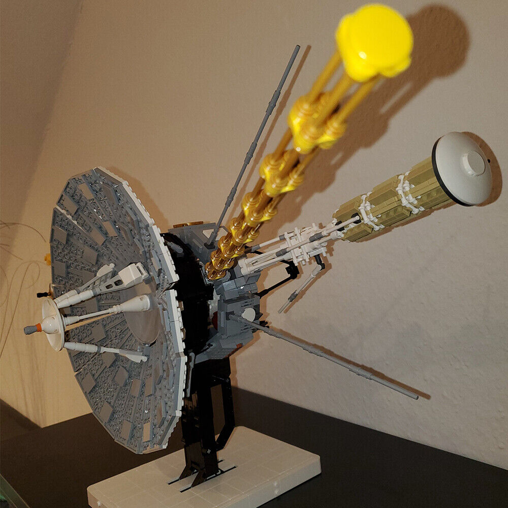 C7989 V-o-y-a-g-e-r 1 The Farthest Spacecraft from Earth 1903 Parts-ZITIANYOUBUILD