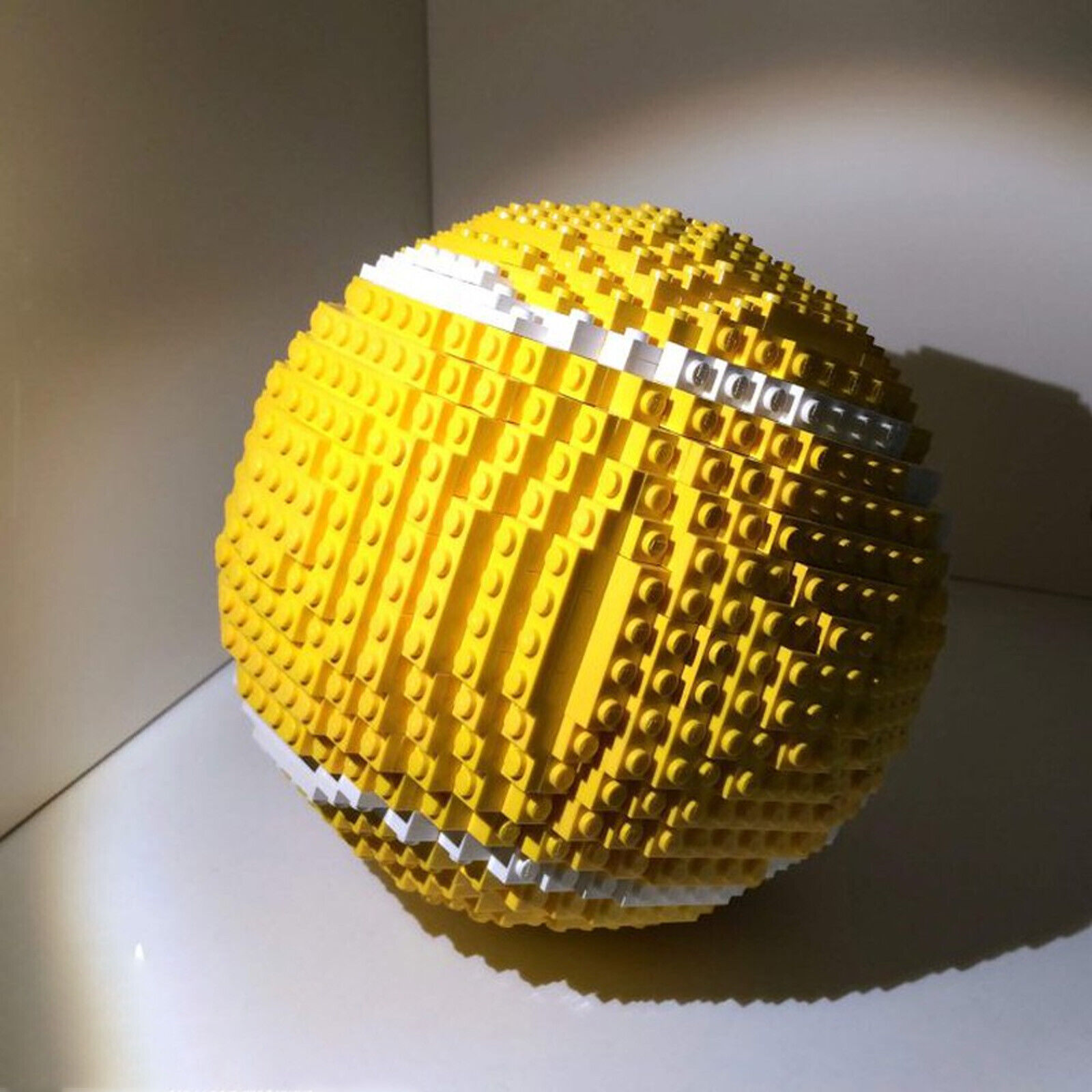 Big Tennis Ball Sculpture Building Toys Set Gift for Christmas 1052 Pieces-ZITIANYOUBUILD