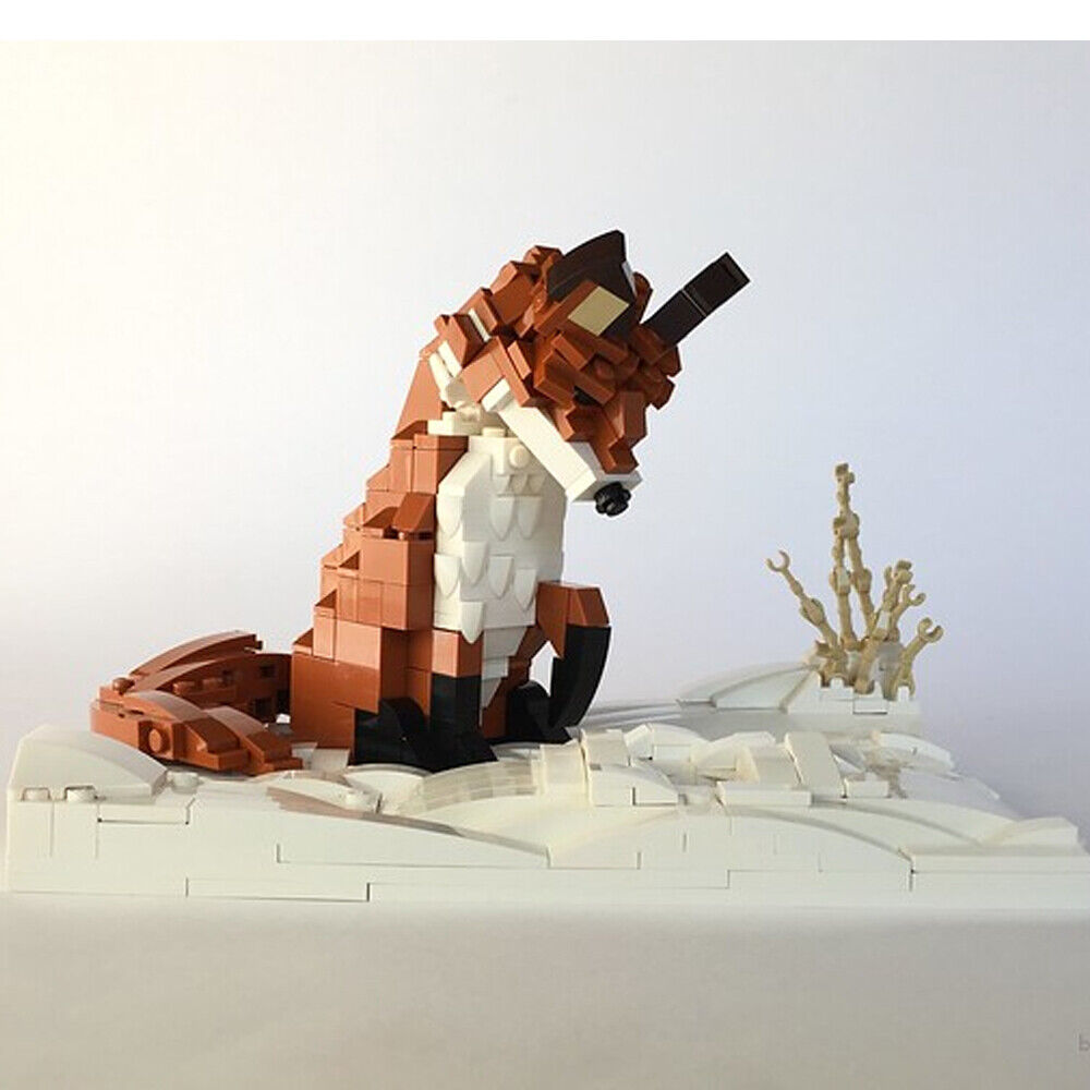 MOC-6404 Red Fox Model with Snow Display Base Building Toys Set 435 Parts-ZITIANYOUBUILD