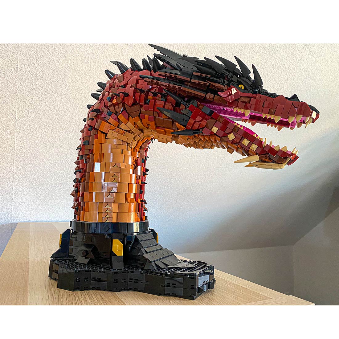 MOC-241509 Smaug Fire Dragon Bust Building Set (5421PCS) 