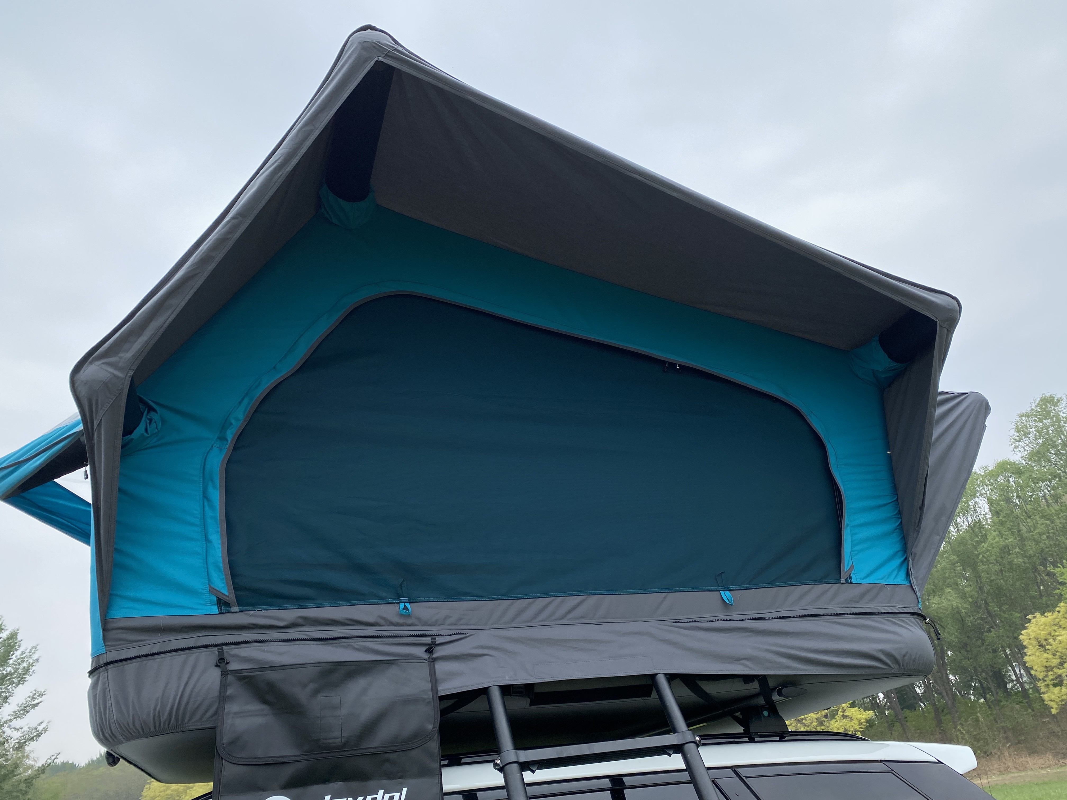 PlayDo Osprey Inflatable Roof Tent