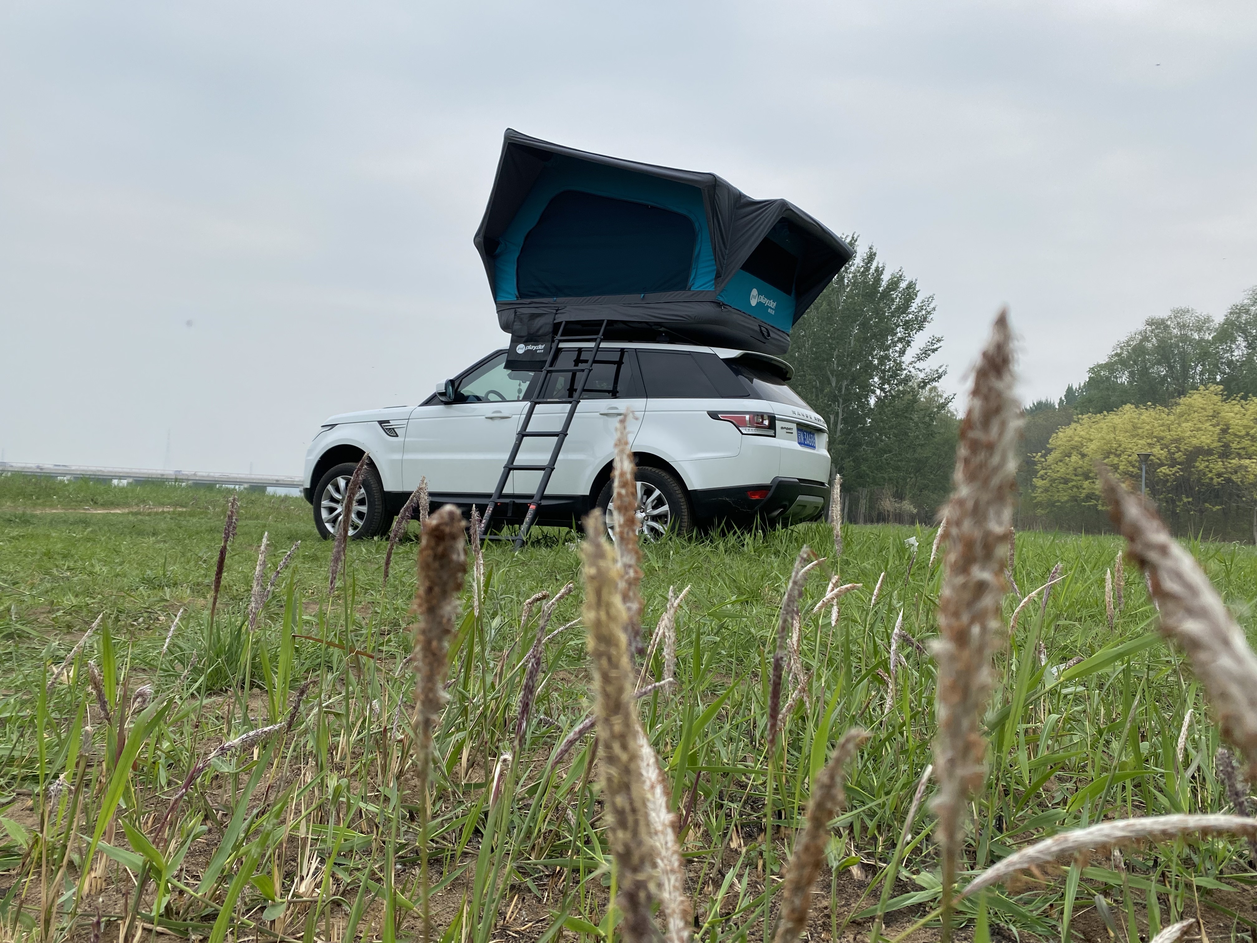 PlayDo Osprey Inflatable Roof Tent