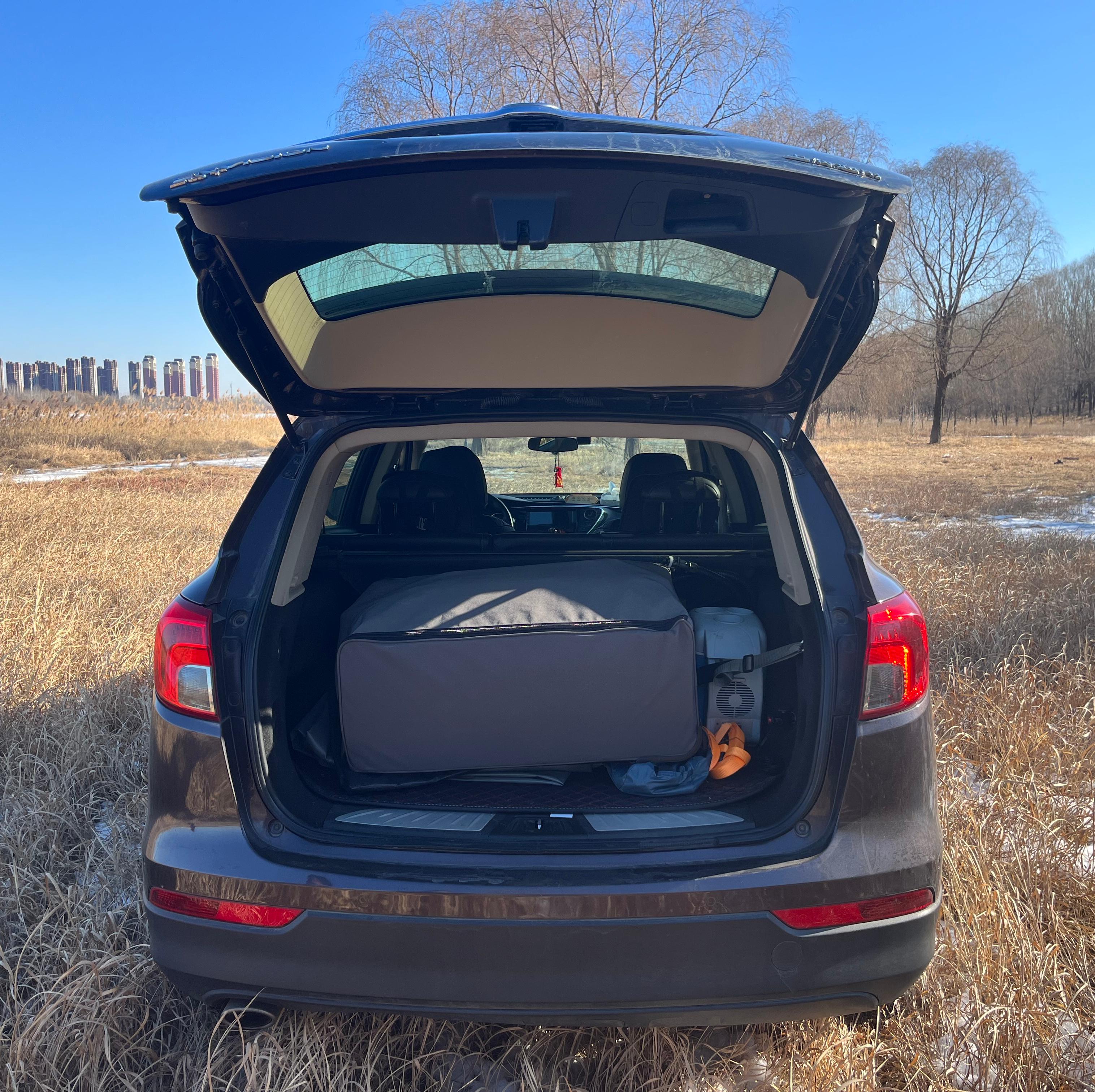 Starry Sky Island of Fish Roof Top Tent