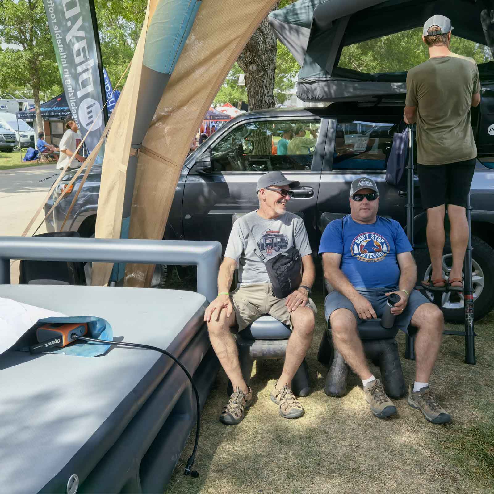 PlayDo Outdoor Inflatable Table and Chair Combo for Instant Storage-Playdo Roof Top Tent