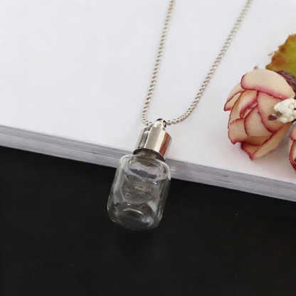 Openable bottle pendant